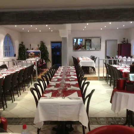 Le Derby Hotell 2*