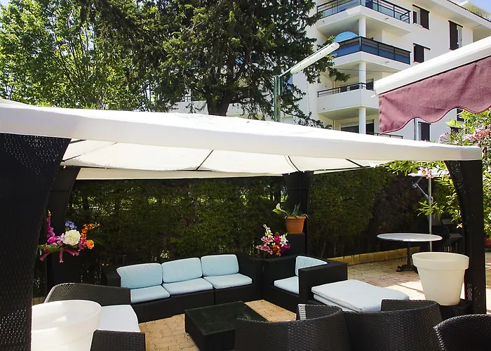 Le Derby Hotel
