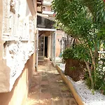 Hotel Le Derby 2*